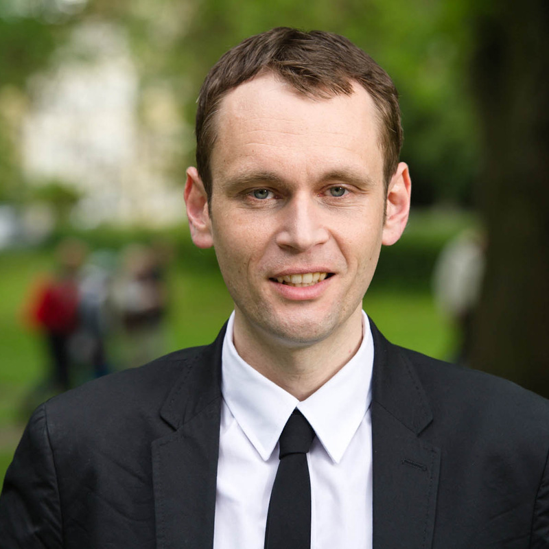 Dr. Torsten Khne